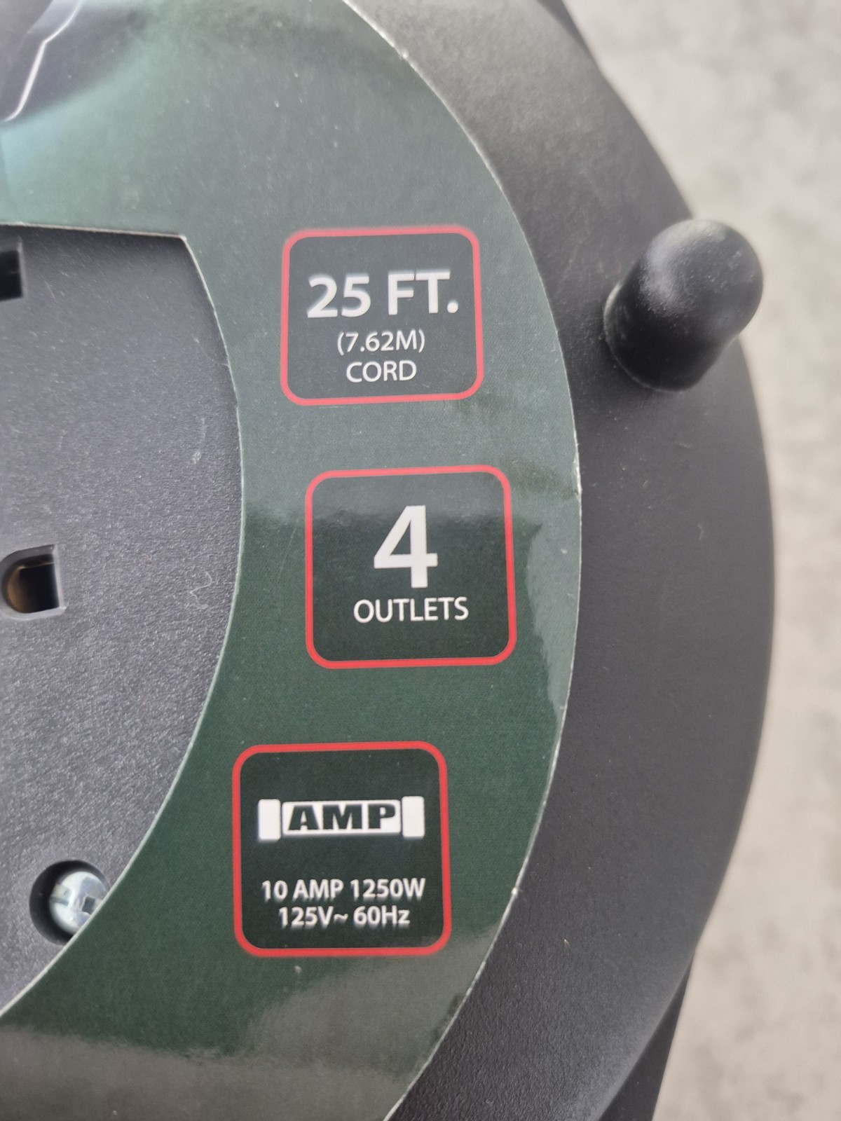 Brand New In Packagin Ferrex 4 Outlet Cord Wheel 25 Feet 10 Amp 1250W 125V 60Hz