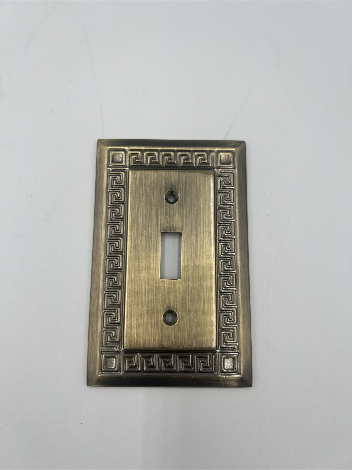 2002 LHMC Brass-Toned, Single Pole Cover Wall Plate 4.75″L x3.25″W