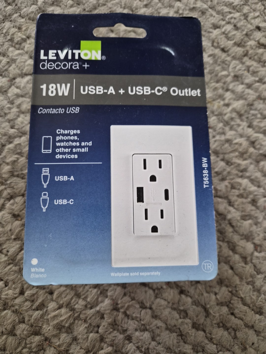 Leviton 18W USB-A + USB-C Outlet