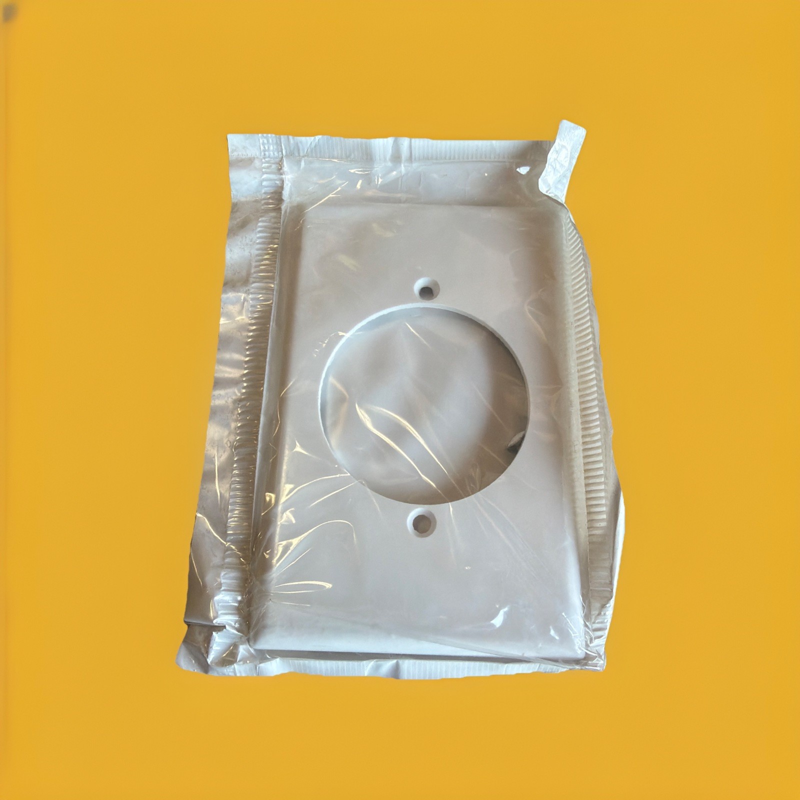 🔥Leviton 002-80528-W 1-Gang Flush Mount 2.15″ Receptacle Wall ~ 3 Units🔥