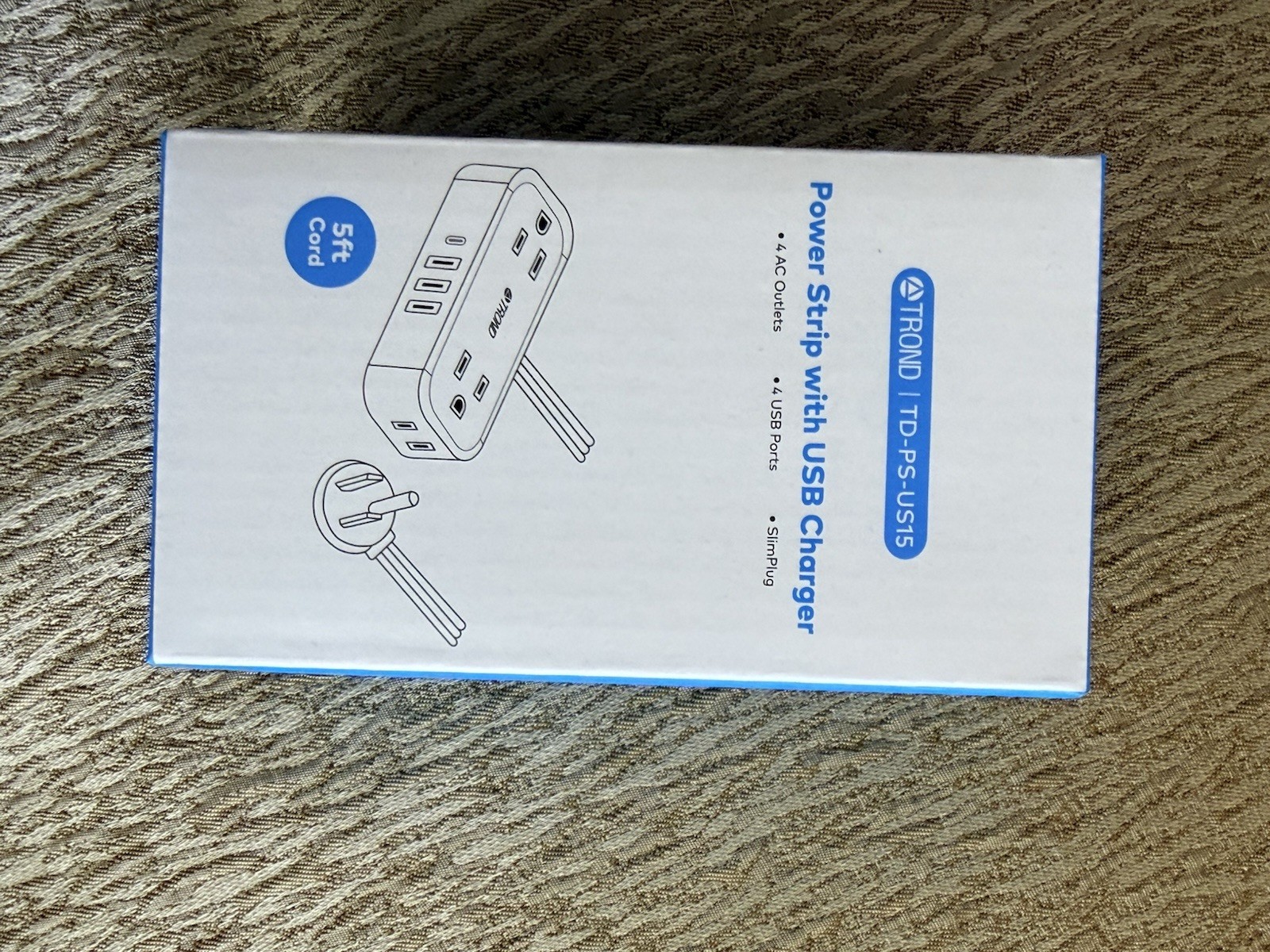4 Outlet Power Strip Flat Plug Indicator Light 3.6-5ft Cord White