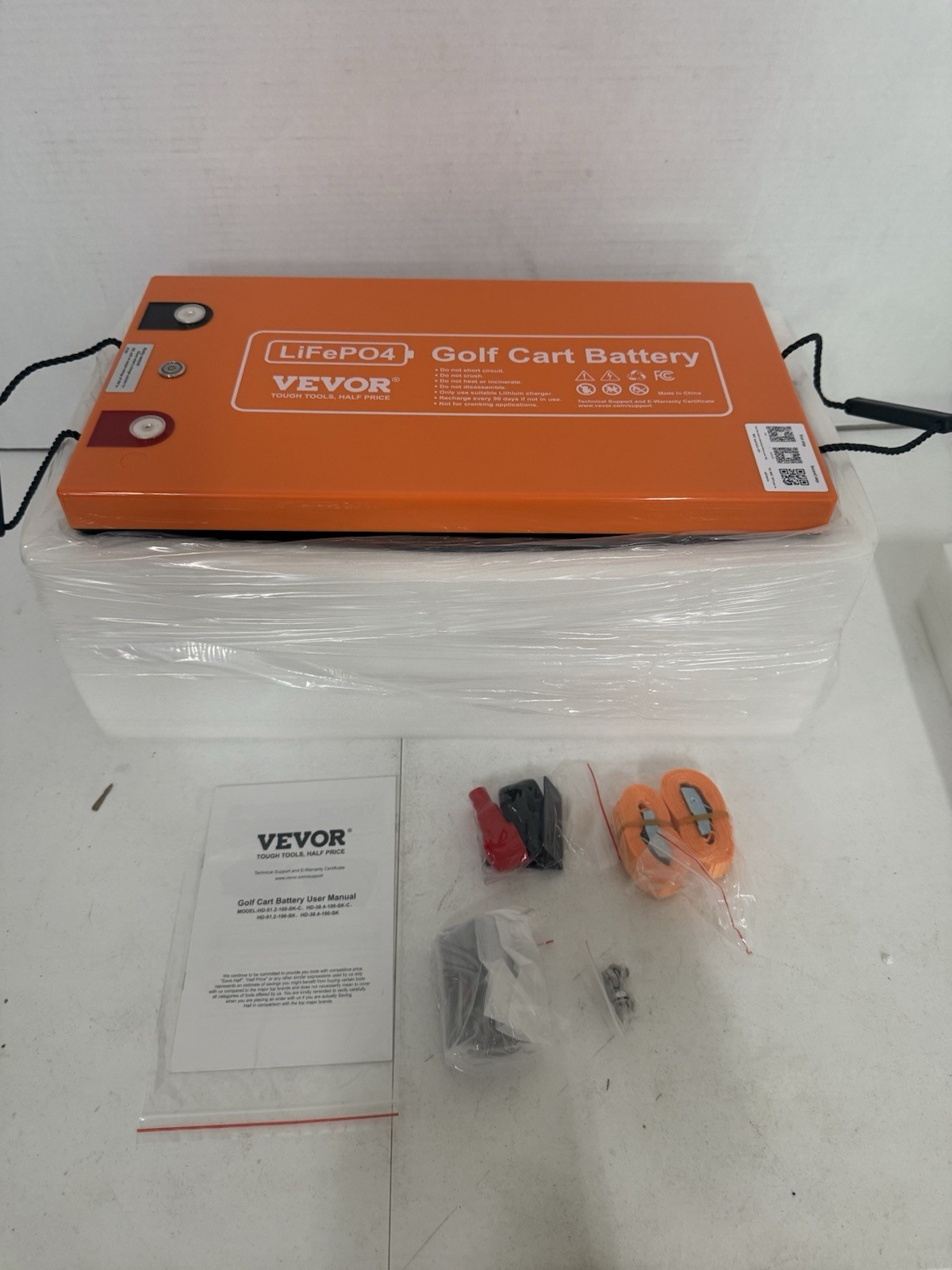 VEVOR 36V 105Ah Golf Cart Lithium Battery with LCD Monitor and 4000+ Cycles