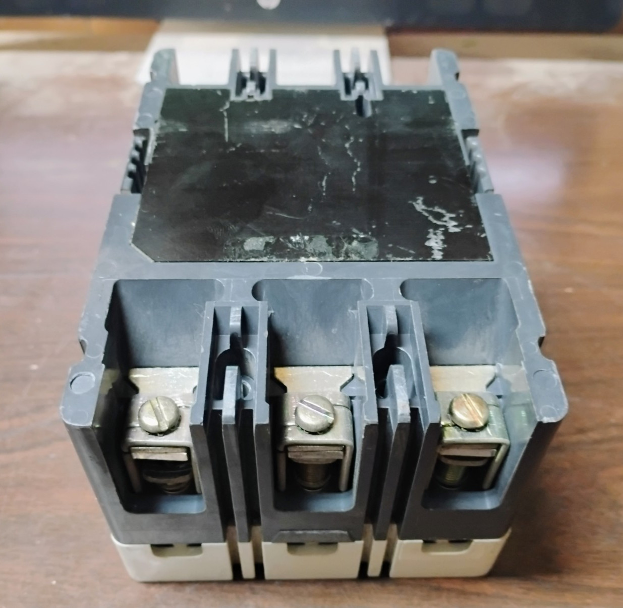CUTLER HAMMER FD3050L CIRCUIT BREAKER 50 AMP 600VAC 3-POLE PRE-OWNED GREAT