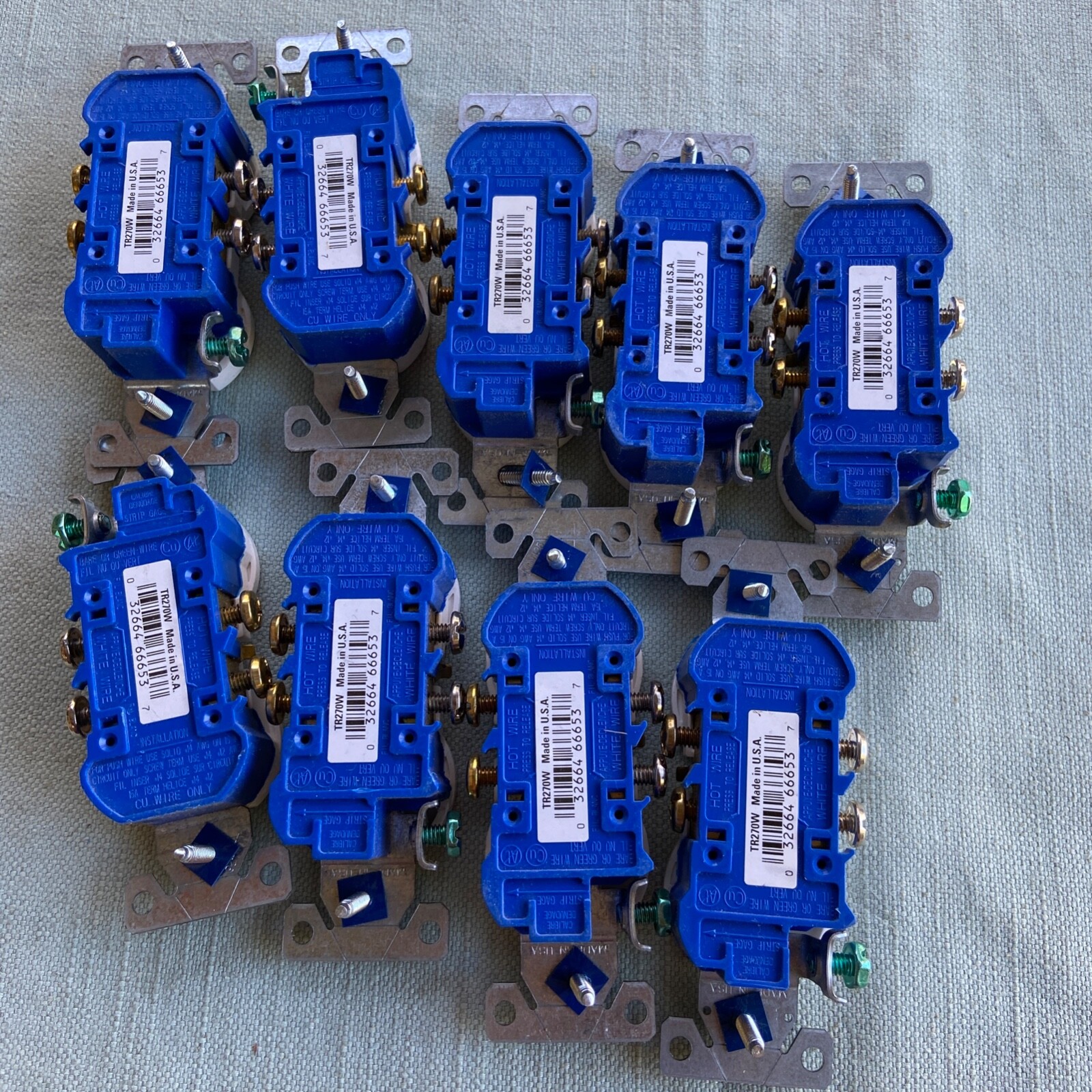 Cooper TR270W Receptacle Plug Socket NEW Lot 9 White w/ Plates Duplex Grounding