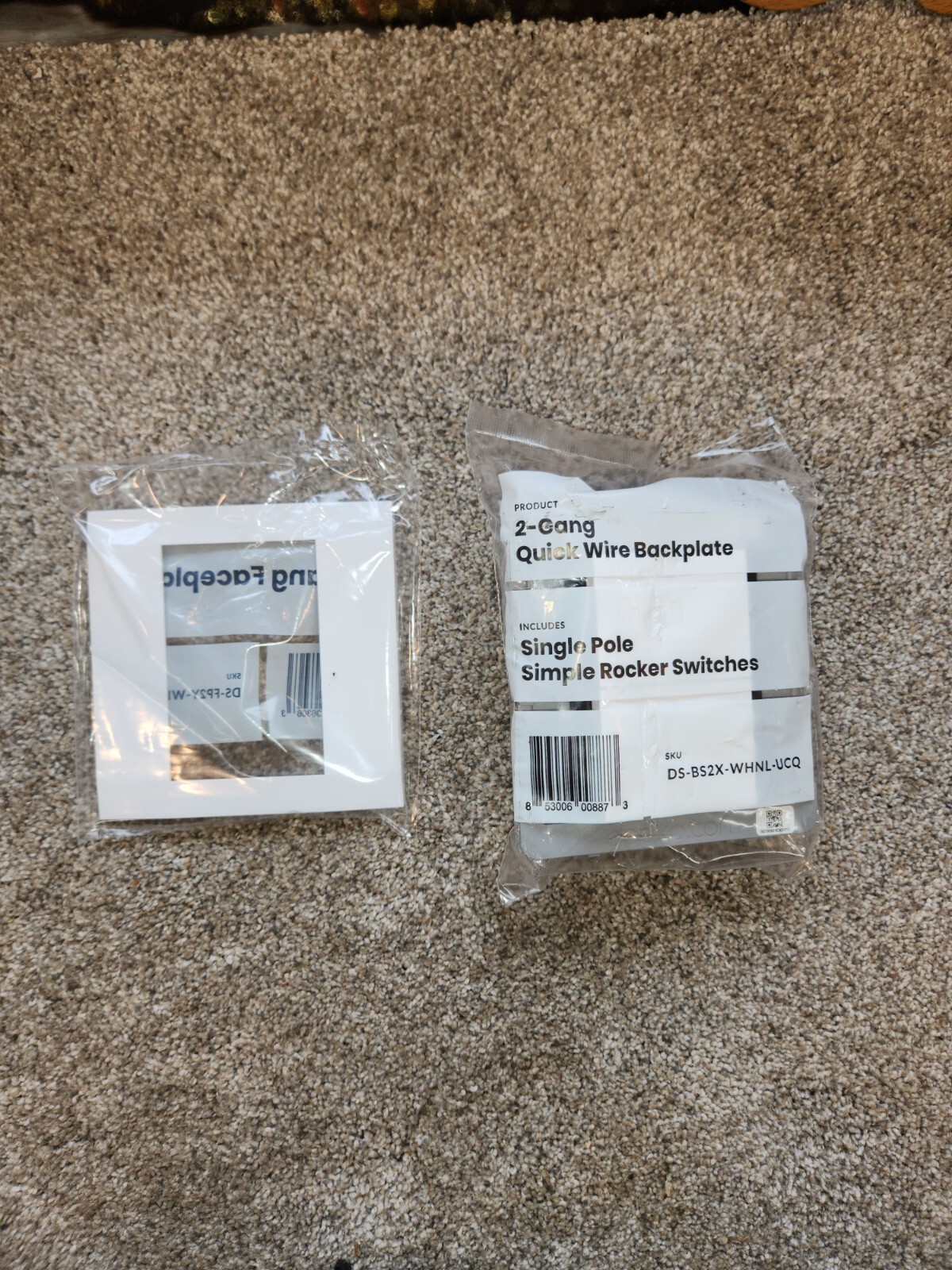 Deako 2-Gang Single Pole Rocker Switch & Faceplate White DS-BS2X-WHNL-UCQ Simple