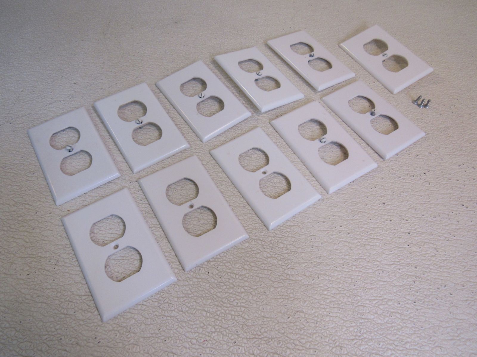 Leviton Outlet Cover Plates Lot of 11 4.5in x 2.75in White