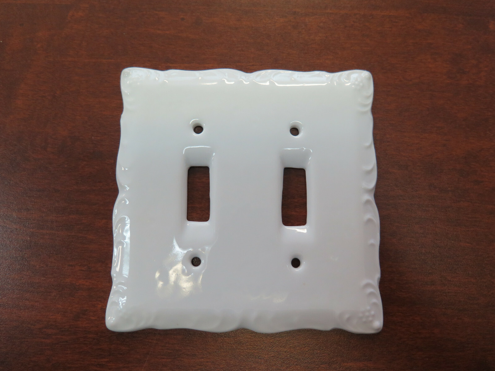 SINGLE WHITE PORCELAIN DOUBLE LIGHT SWITCH WALL PLATE CERAMIC COVER NIB 5×5