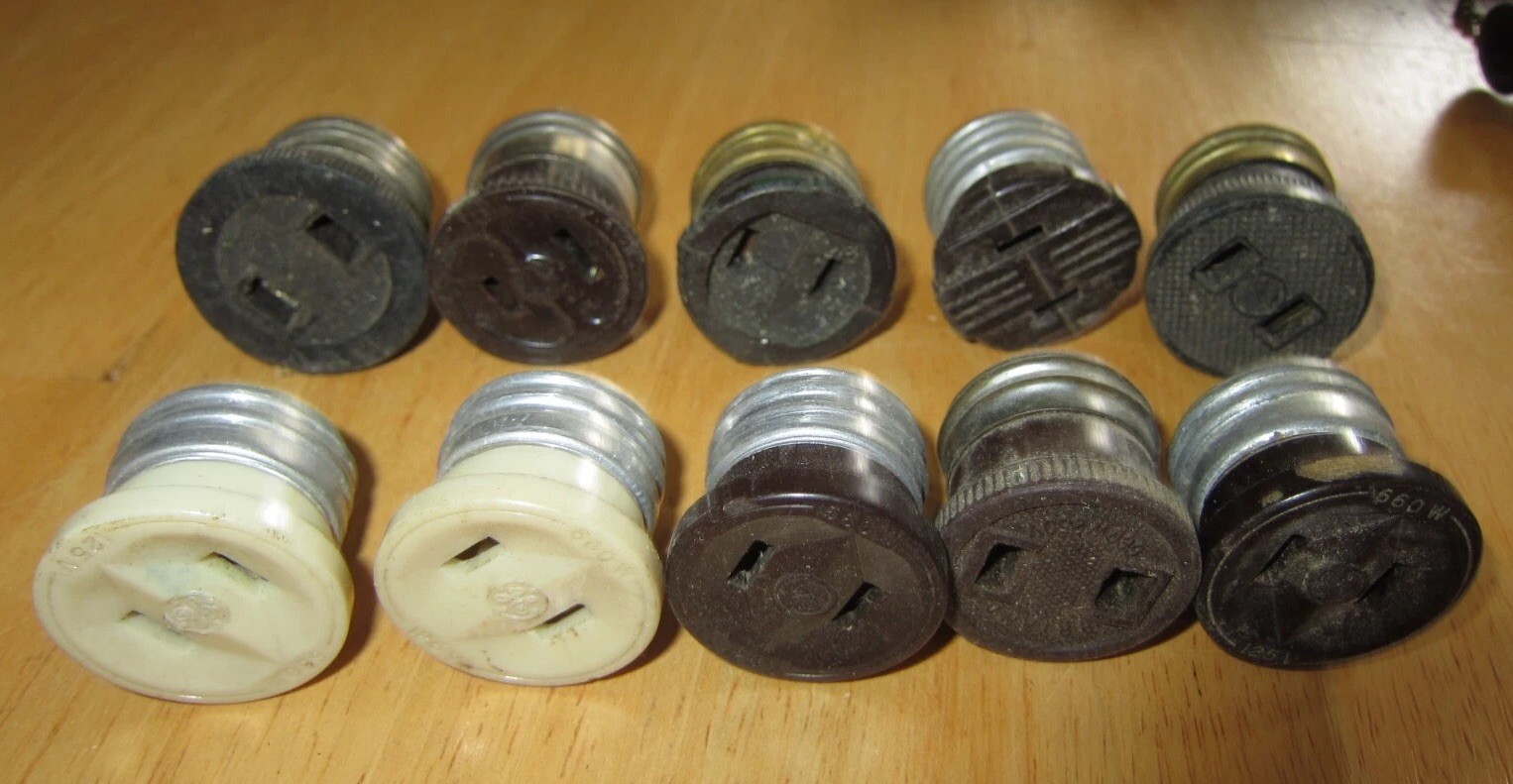 Screw In Plug Light Socket Outlet Vintage Lot of 10 Bryant GE CH Deal Retro