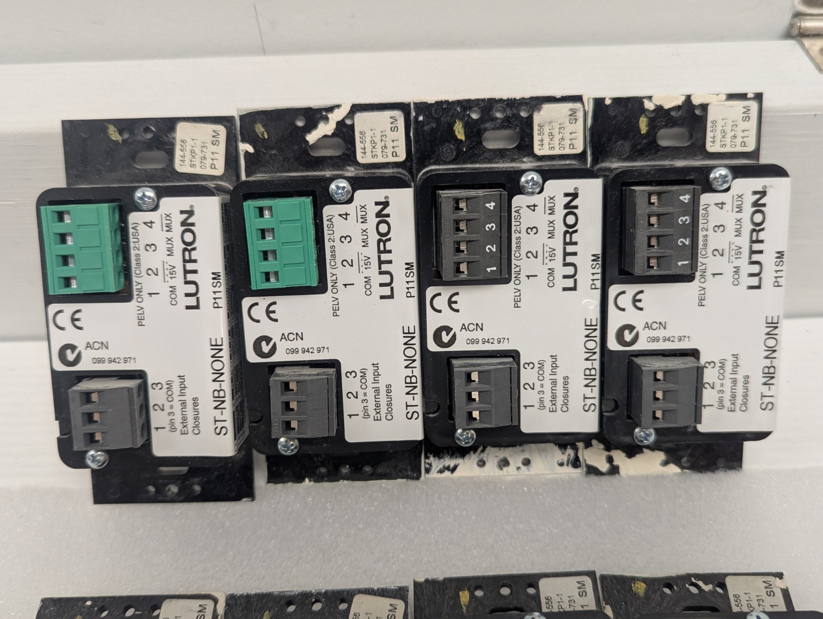 Lot of (8) Lutron ST-NB-NONE – 7 Button Keypad – Preowned