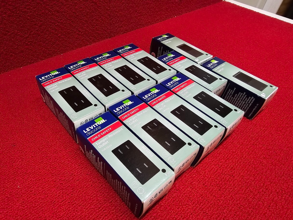 NEW Lot of 9 Black 15A 125V Leviton Outlets and 2 Black 15A/277V Leviton Switch