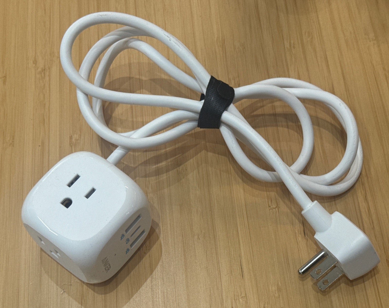 Anker 321 power strip 6FT A9135