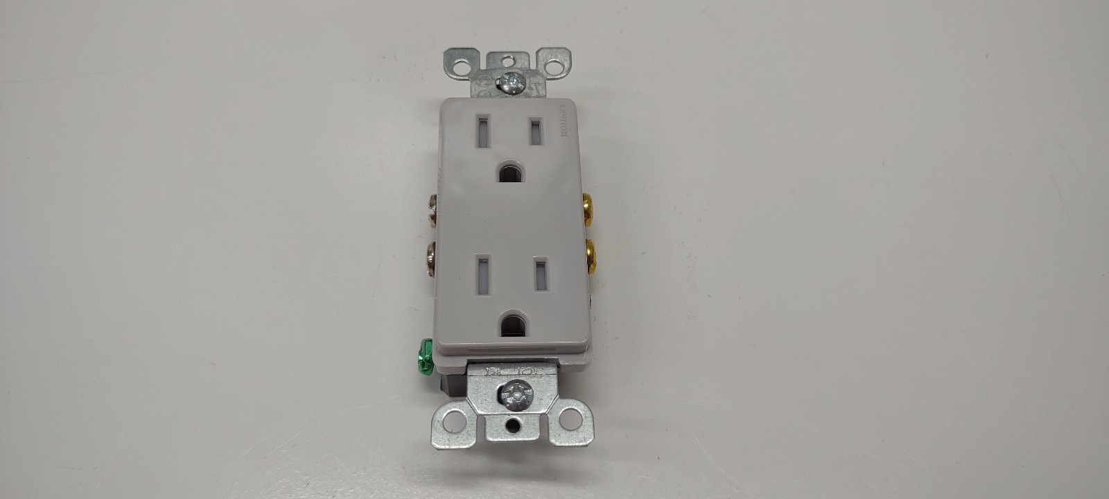 Leviton Decora Duplex Gray Electrical Oullet Tamper Resistant New
