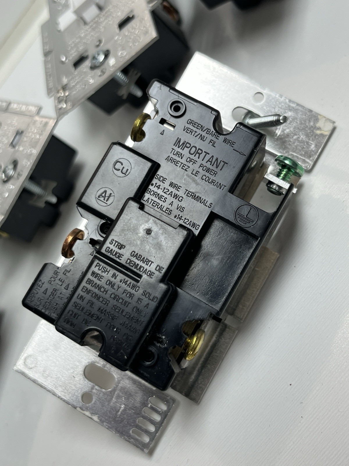 Set of 5 Lutron TGCL-153P Toggler LED+ Single-pole/3-way LED Toggle Light dimmer