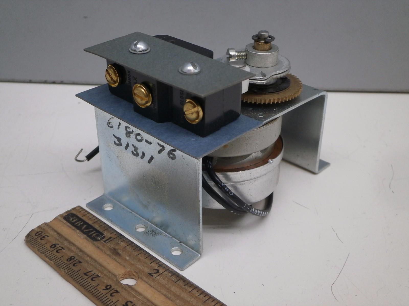 12-Minute Timer Time Switch ON and OFF in 12min Cycles – 20A 3/4HP, 125-480V