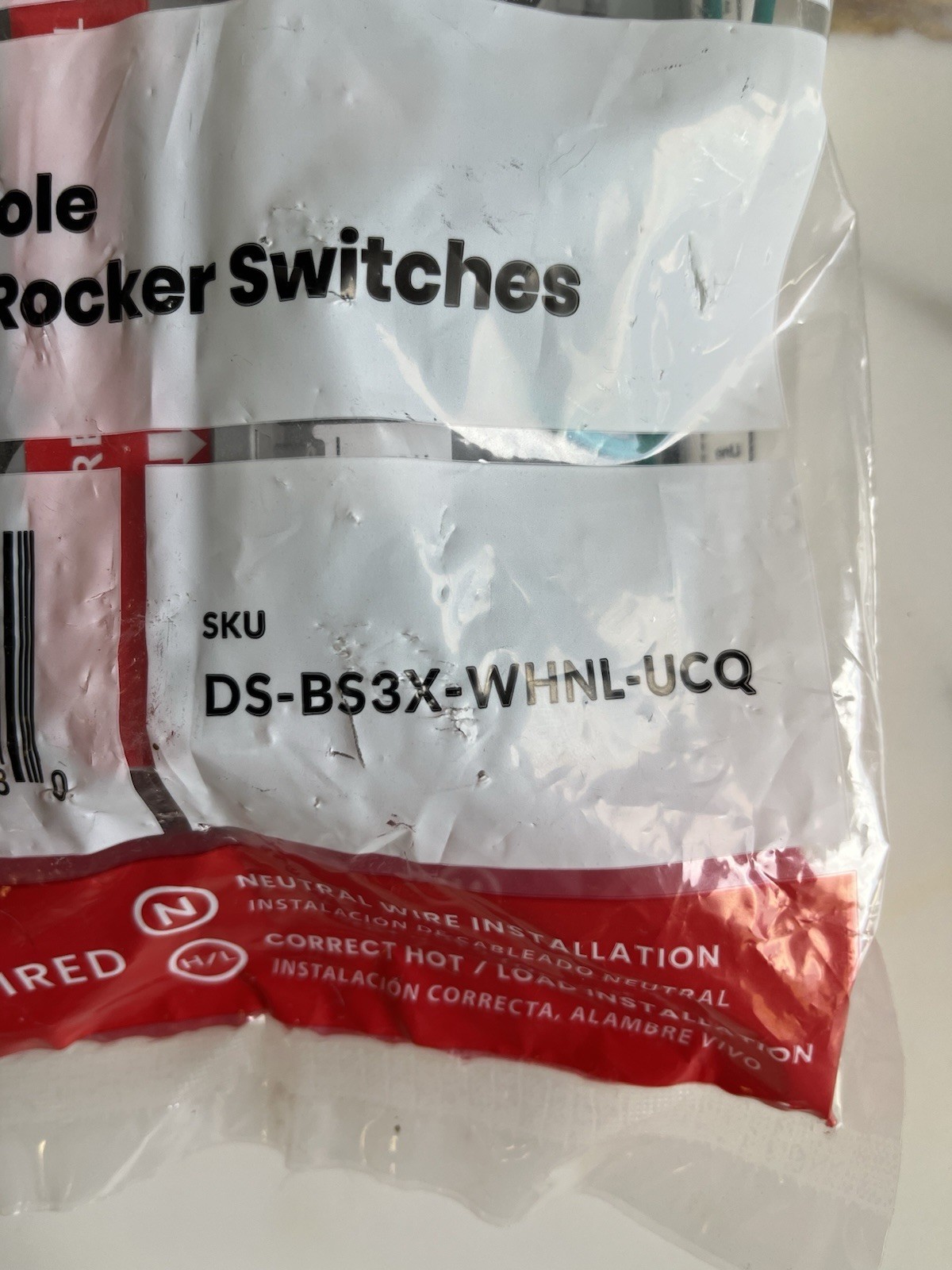 Deako 3-Gang Backplate, Simple Rocker Switch, DS-BS3X-WHNL-UCQ NEW