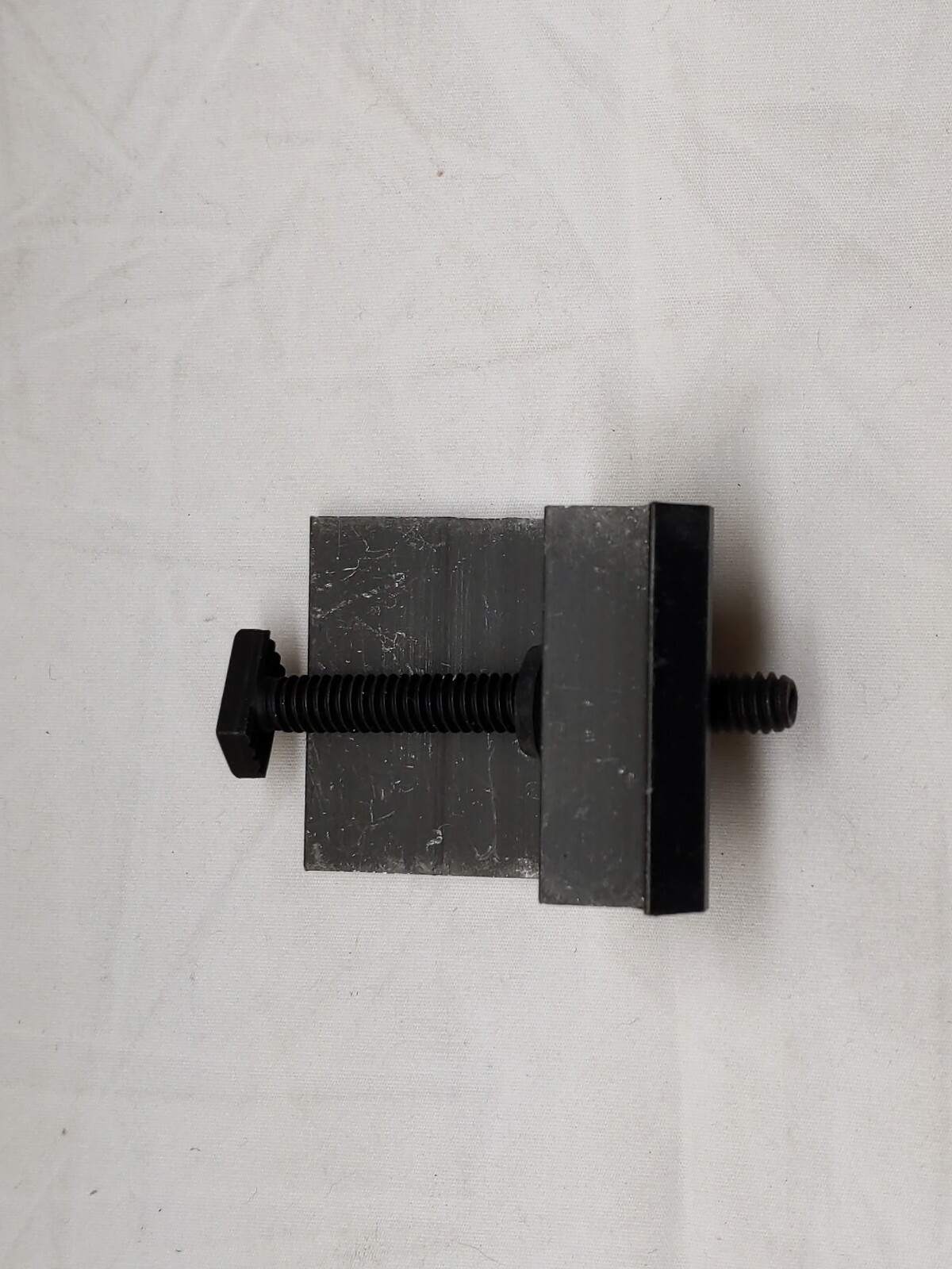 UniRac 302026D SolarMount End Clamps (w/hdw) Size K for 39-41mm frame 1 each