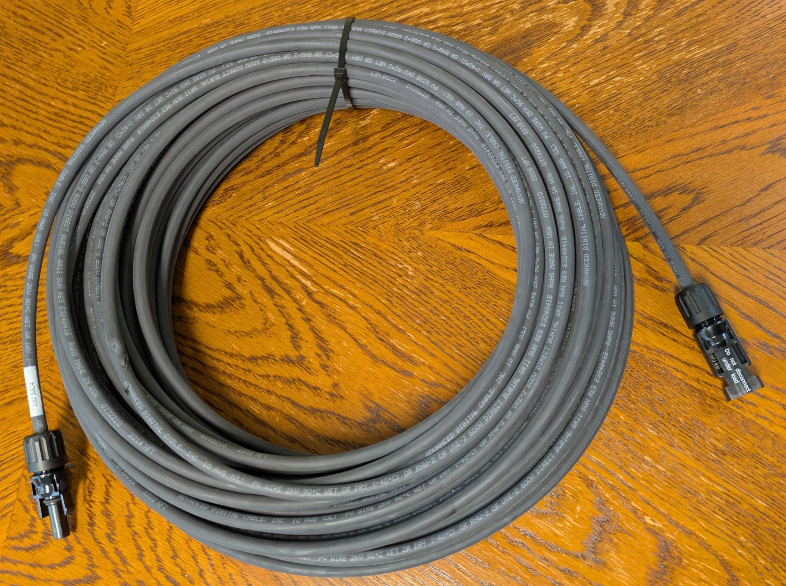 100 FT 10 AWG Solar PV Wire 1500V Black PV / Extension Cable with MC4 Connectors
